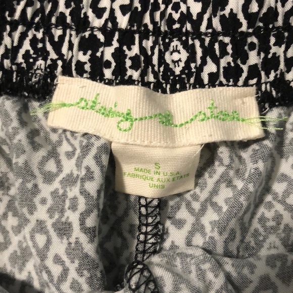 Urban Outfitter shorts - Picture 4 of 4